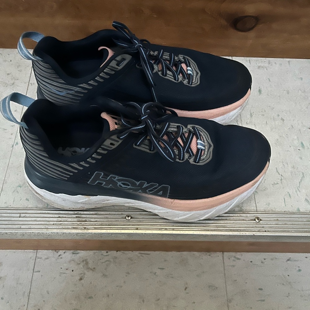 Hoka Sneakers